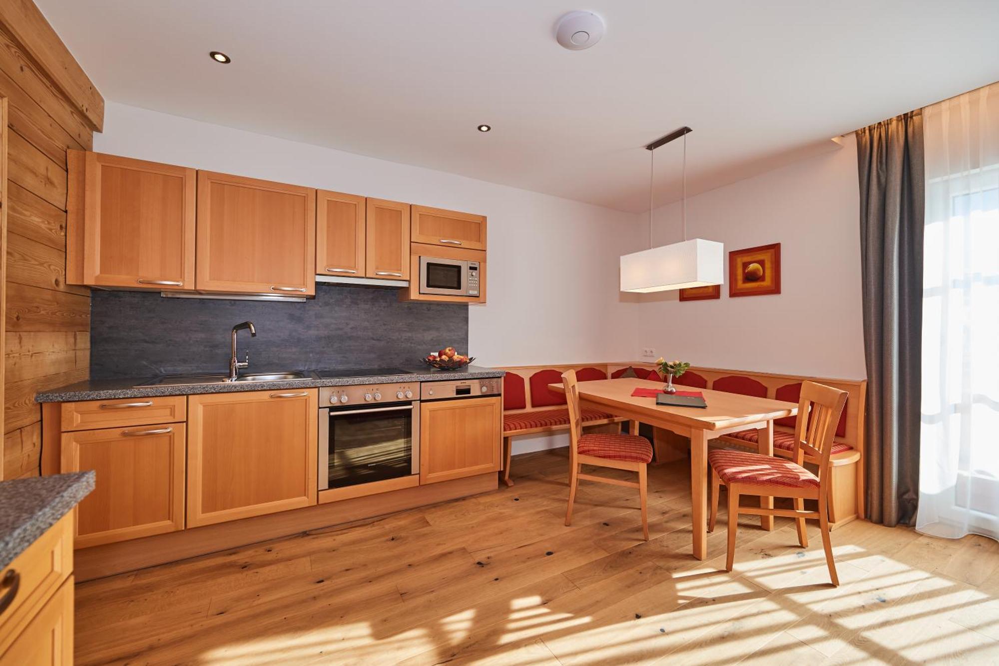 Rainerhof Aparthotel Flachau Rum bild