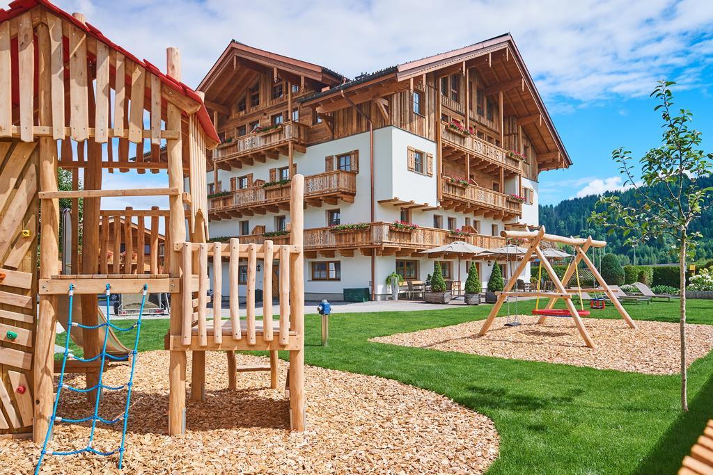 Rainerhof Aparthotel Flachau Exteriör bild