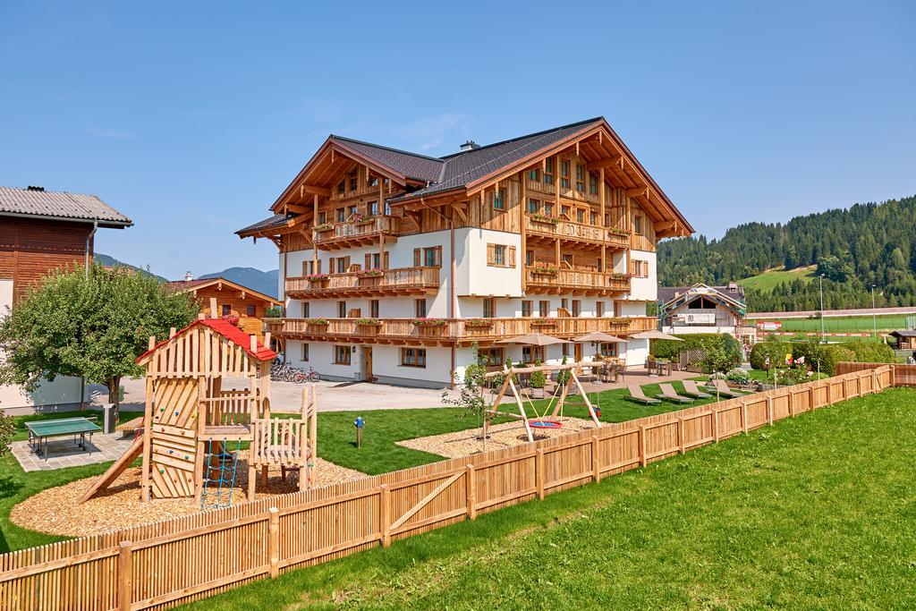 Rainerhof Aparthotel Flachau Exteriör bild