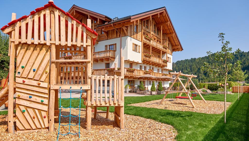 Rainerhof Aparthotel Flachau Exteriör bild